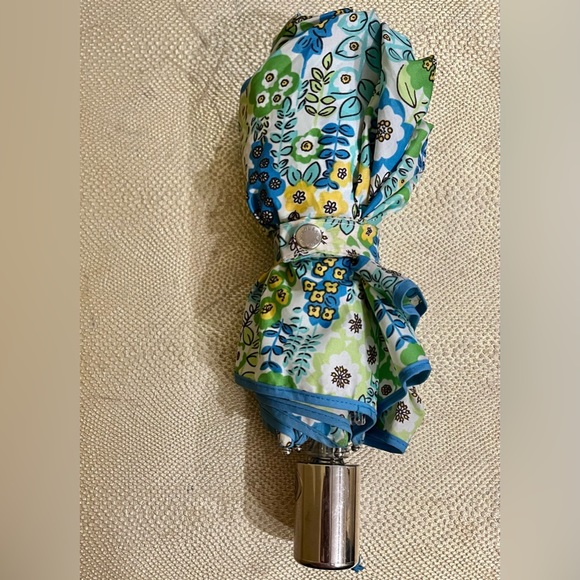 Vera Bradley Accessories - Vera Bradley umbrella